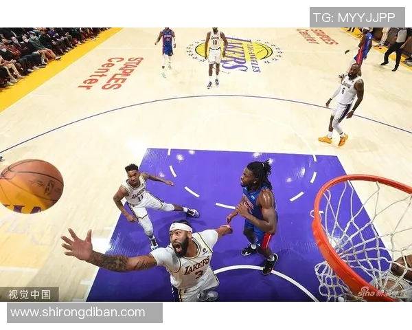 湖人对决活塞精彩回顾:2020年1月6日的激烈较量与精彩瞬间